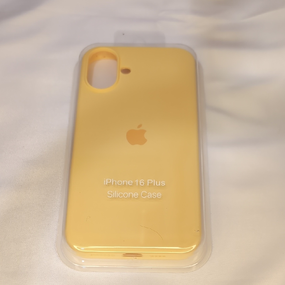 Apple iPhone 16 Plus Case - Soft Yellow
